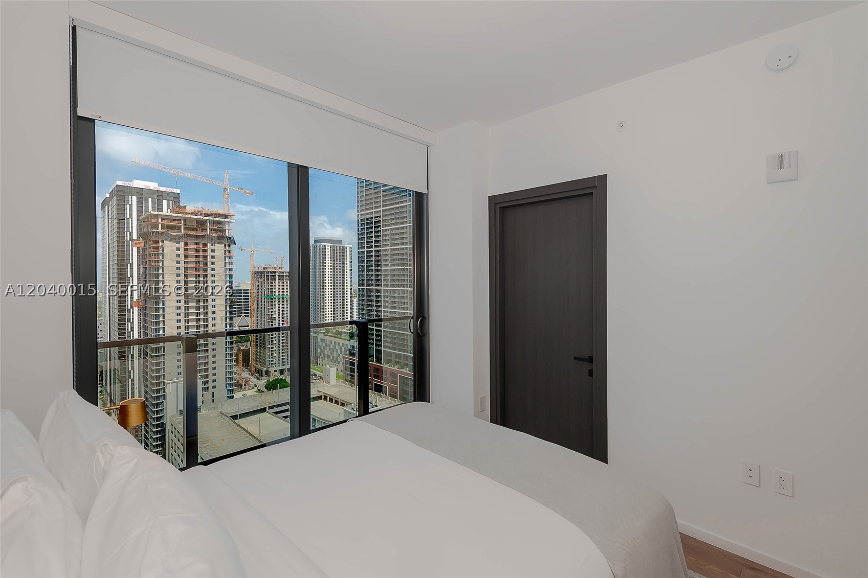 398 NE 5th St #2301, Miami FL 33132