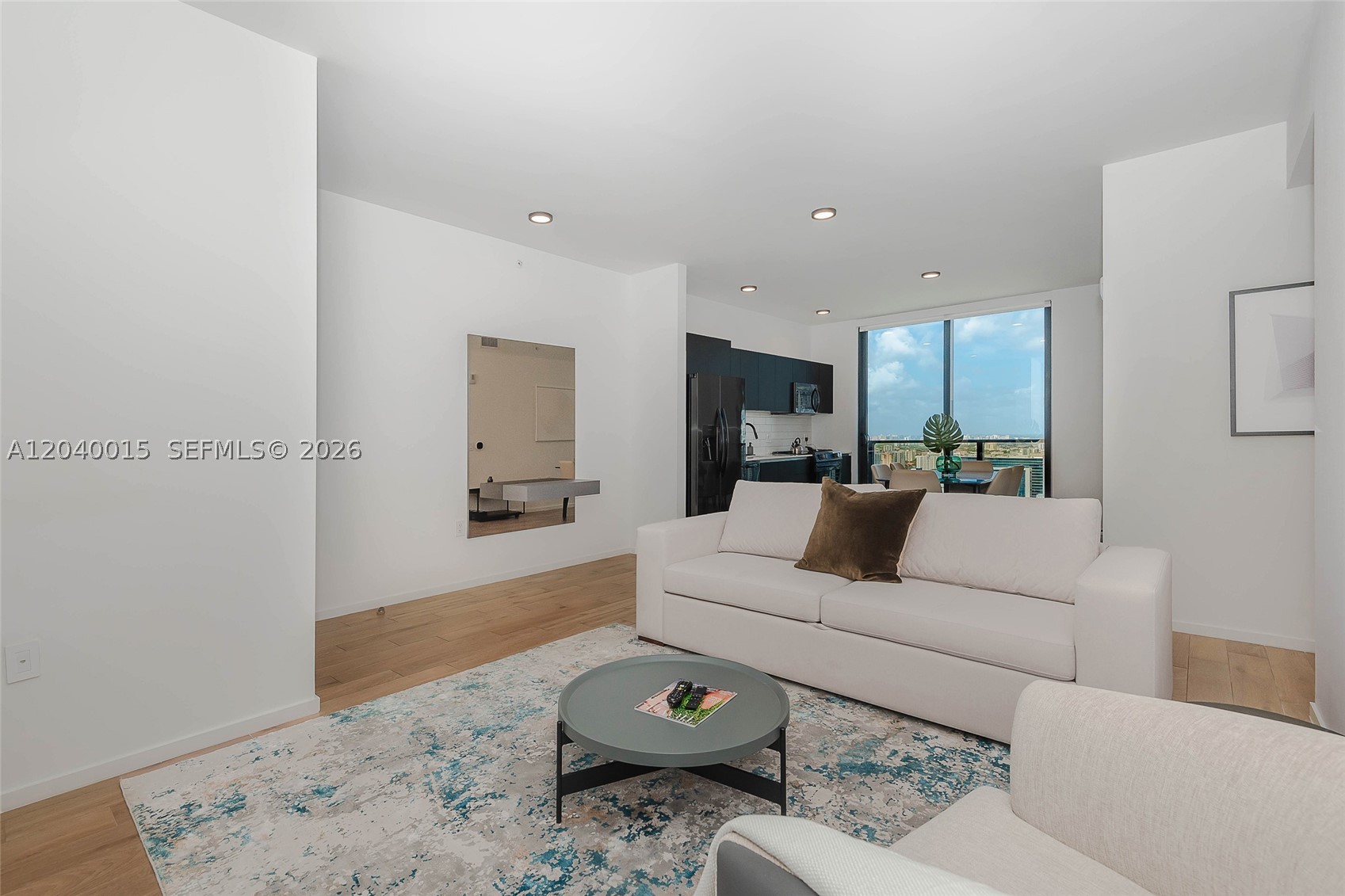 398 NE 5th St #2301, Miami FL 33132