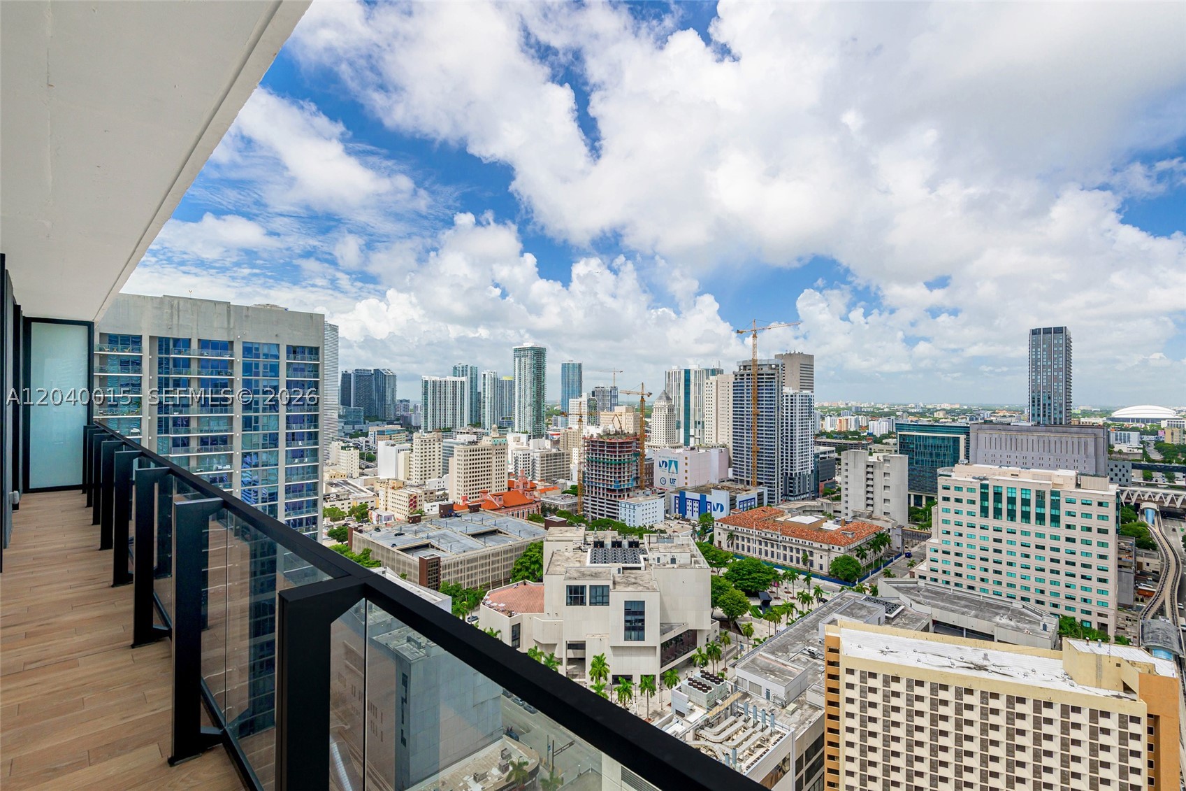 398 NE 5th St #2301, Miami FL 33132