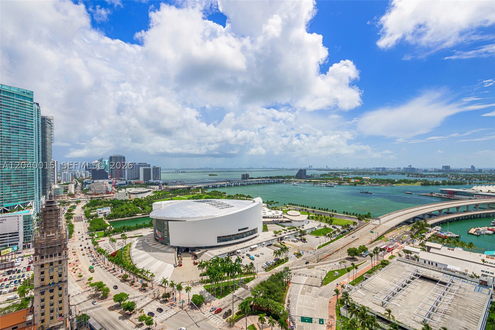 398 NE 5th St #2301, Miami FL 33132
