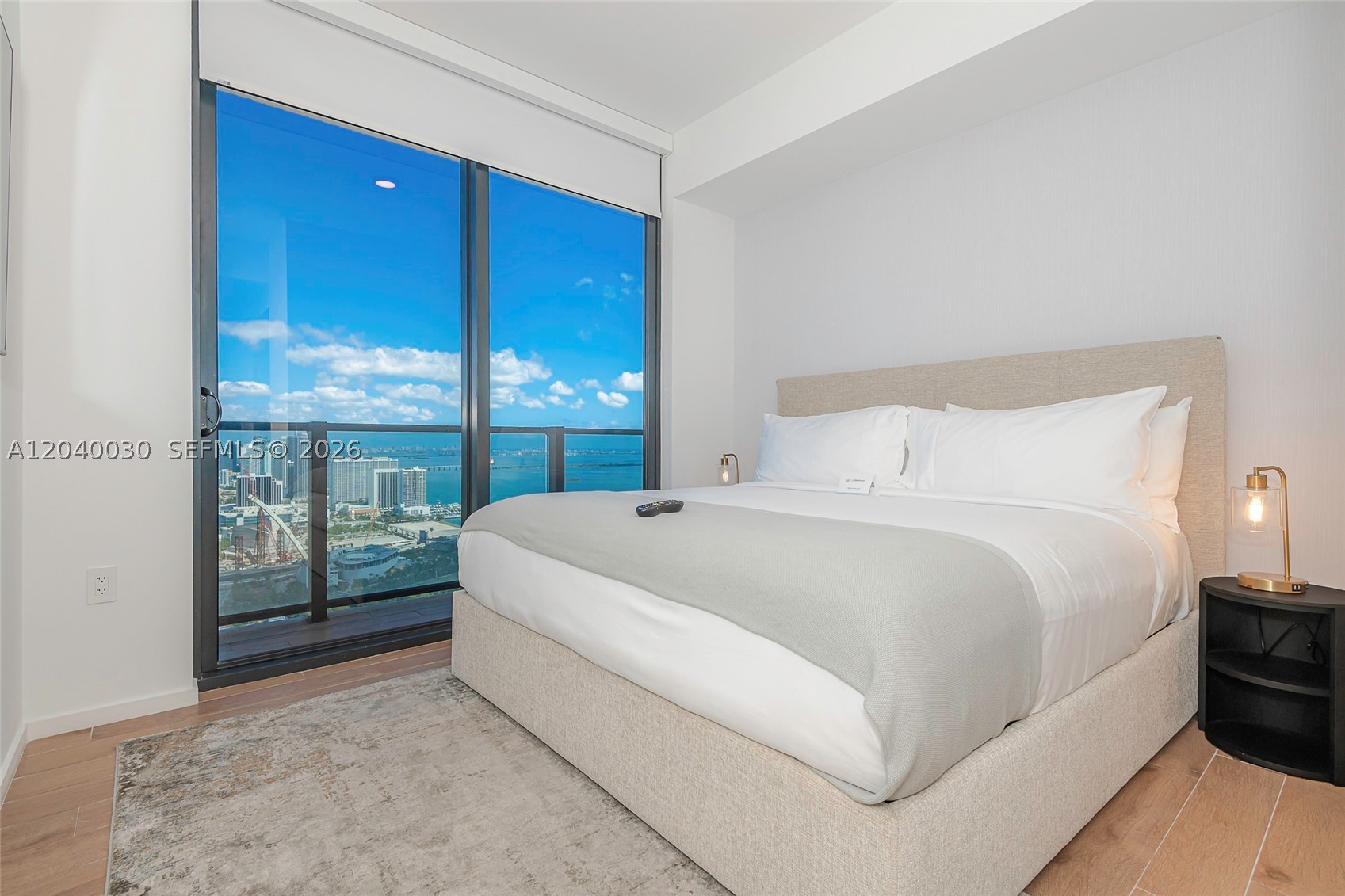 398 NE 5th St #4001, Miami FL 33132