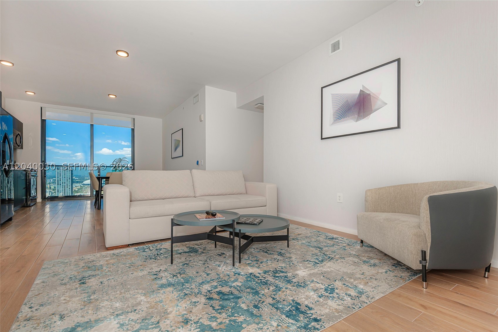 398 NE 5th St #4001, Miami FL 33132