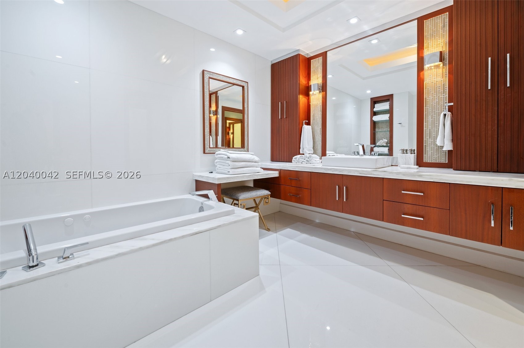 18201 Collins Ave #5201, Sunny Isles Beach FL 33160