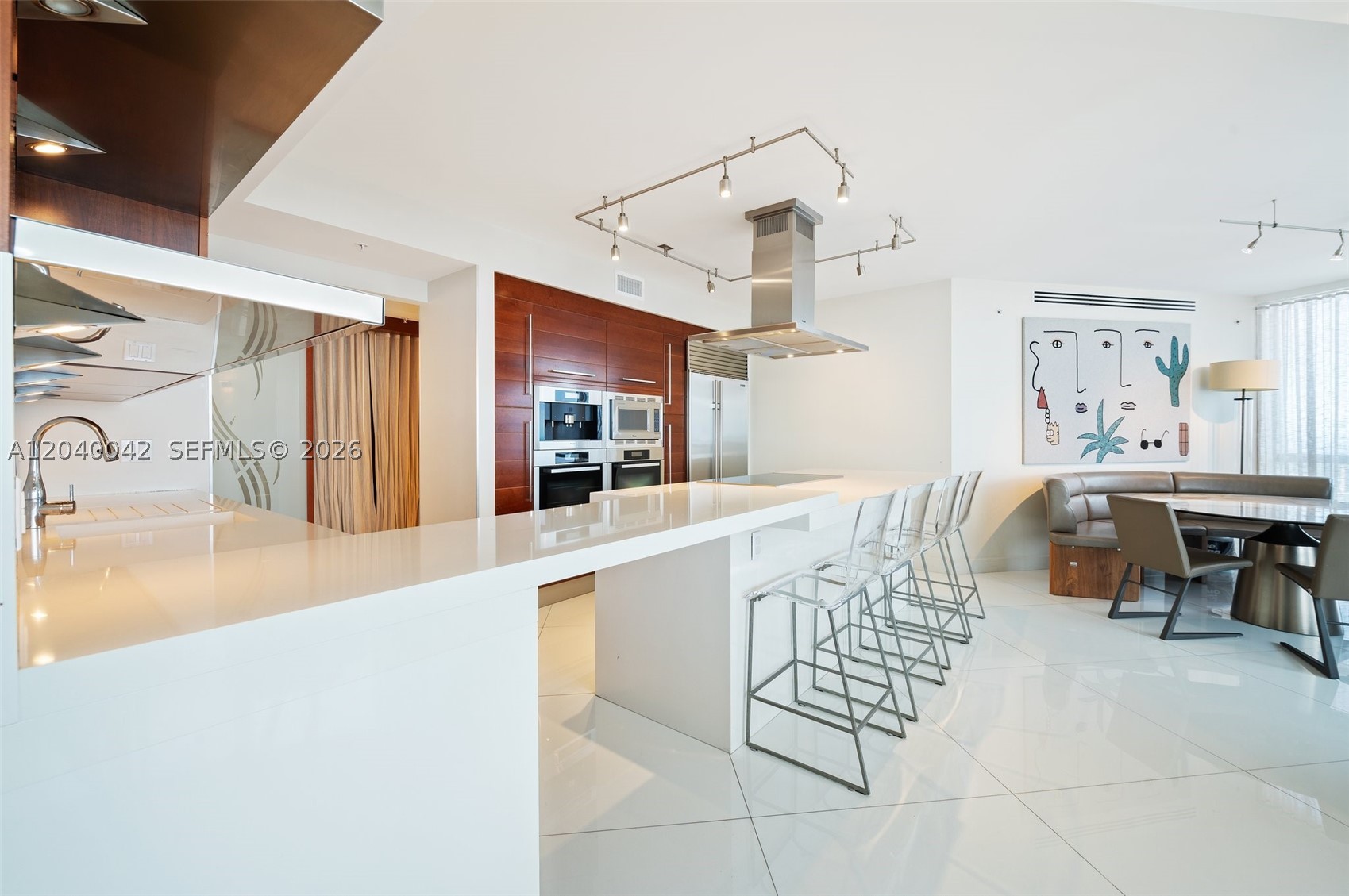18201 Collins Ave #5201, Sunny Isles Beach FL 33160