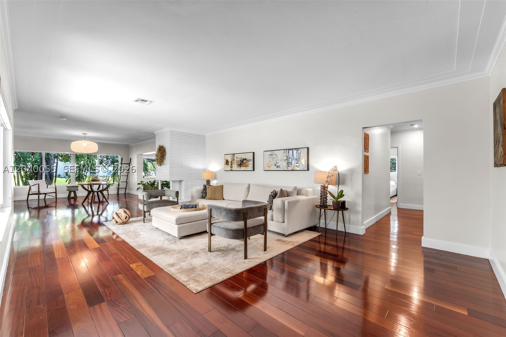 8 Pinta Rd, Miami FL 33133
