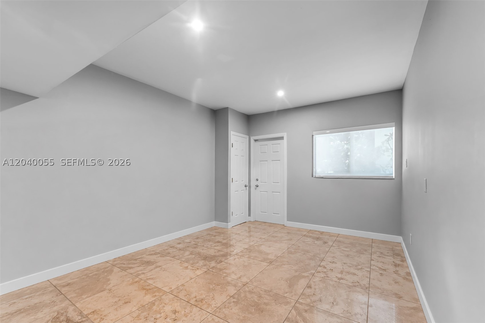 8 Pinta Rd, Miami FL 33133