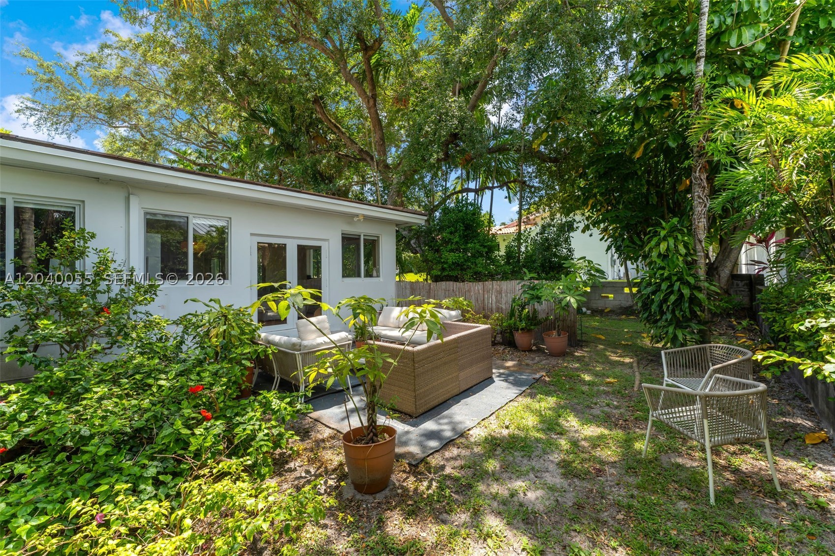 8 Pinta Rd, Miami FL 33133