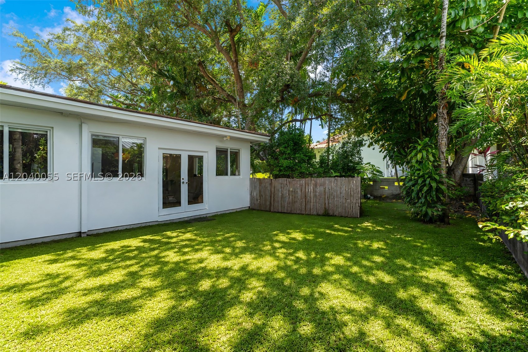 8 Pinta Rd, Miami FL 33133