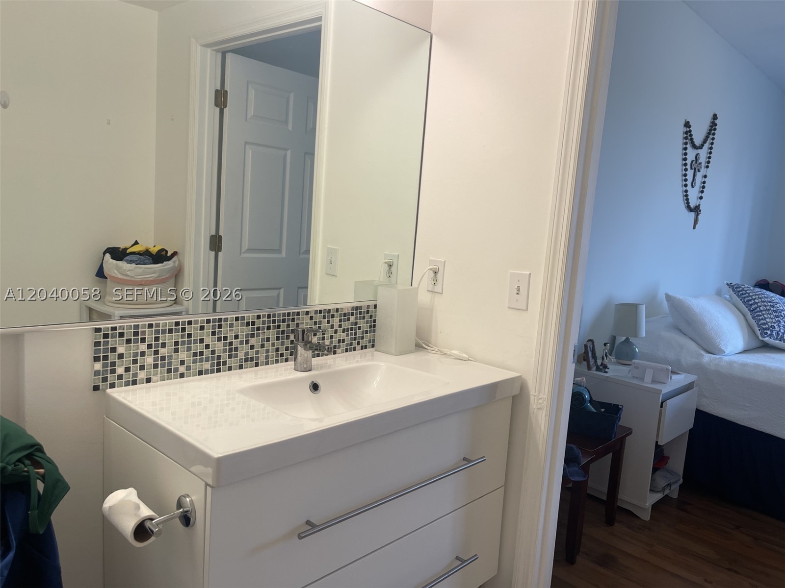 3500 Coral Way #1413, Miami FL 33145