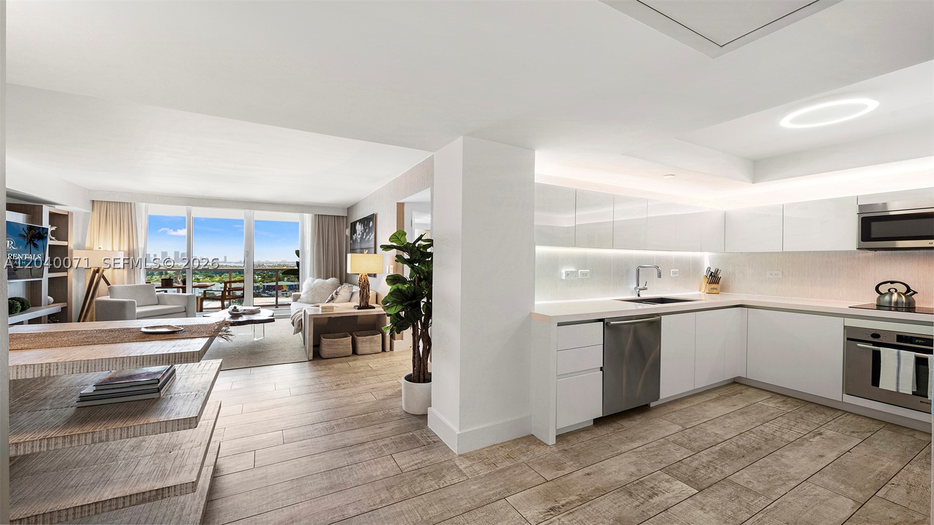 102 24 #1545, Miami Beach FL 33139