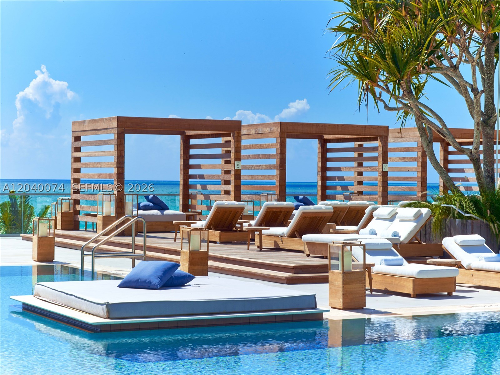 102 24 #1222, Miami Beach FL 33139