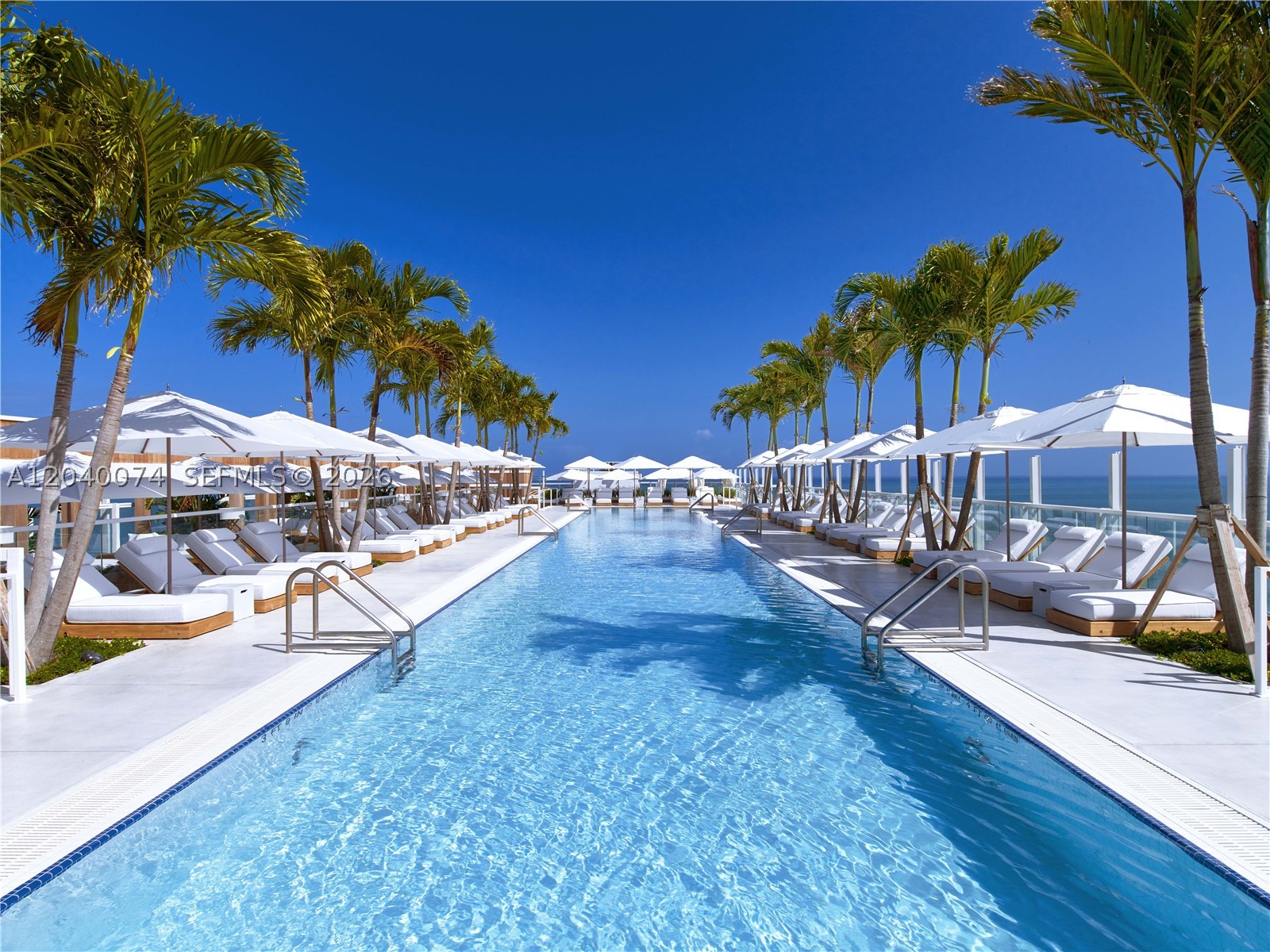 102 24 #1222, Miami Beach FL 33139