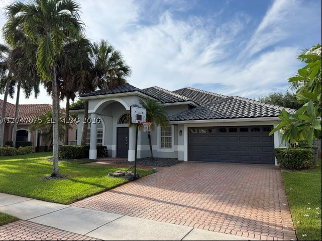 19700 Dinner Key Dr, Boca Raton FL 33498