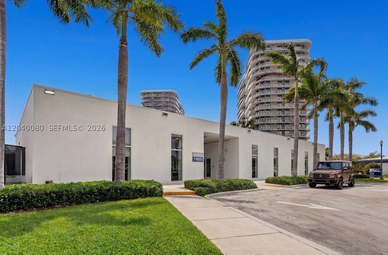 14951 Royal Oaks Ln #1202, North Miami FL 33181