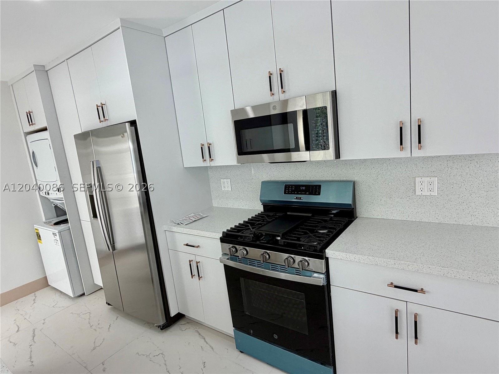 8235 SW 62nd Pl, Miami FL 33143