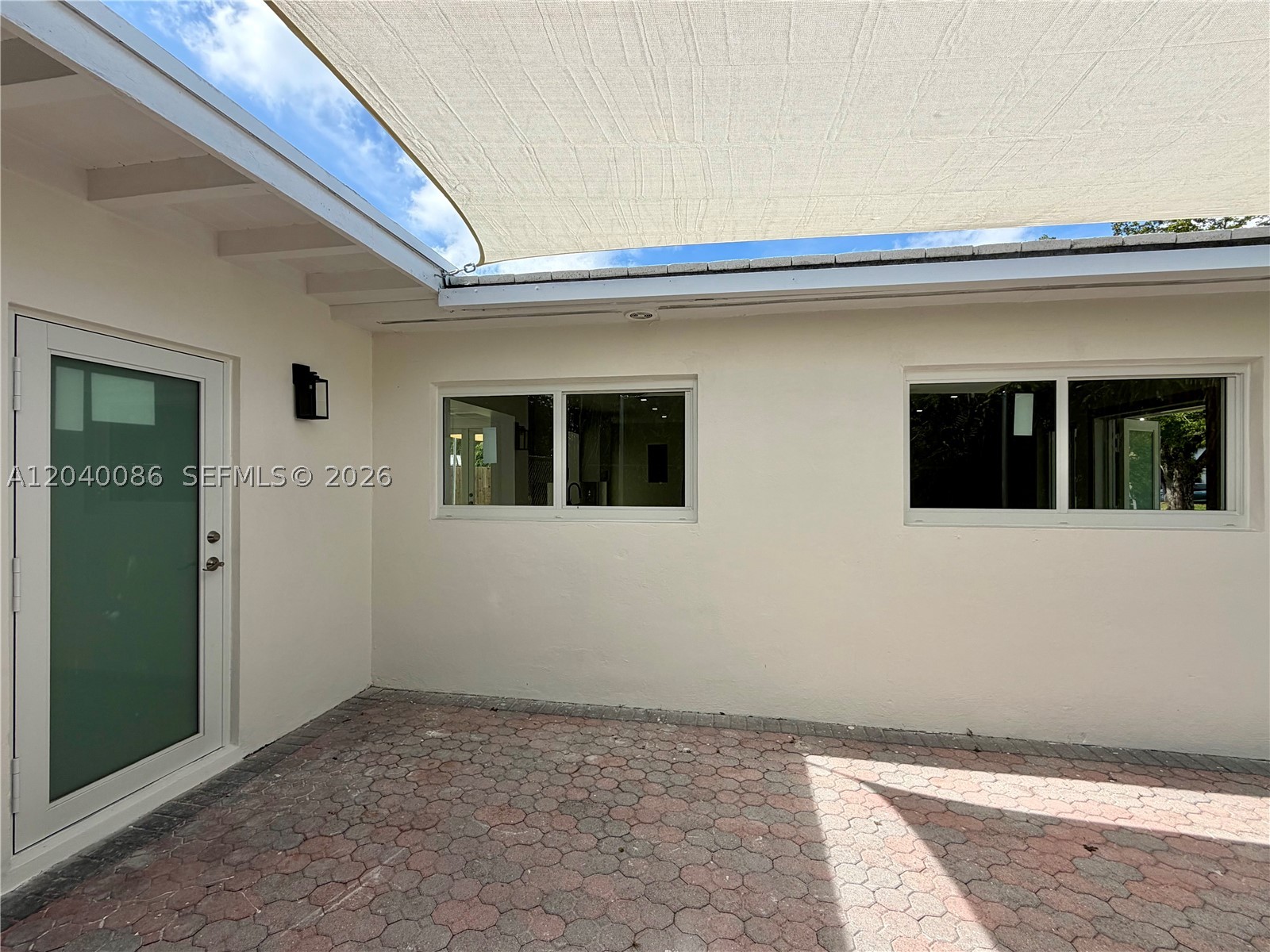8235 SW 62nd Pl, Miami FL 33143