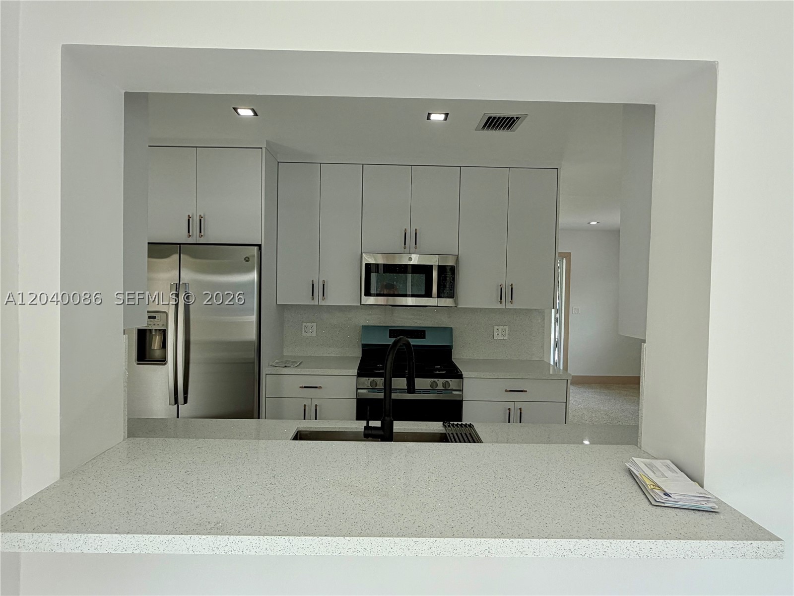 8235 SW 62nd Pl, Miami FL 33143