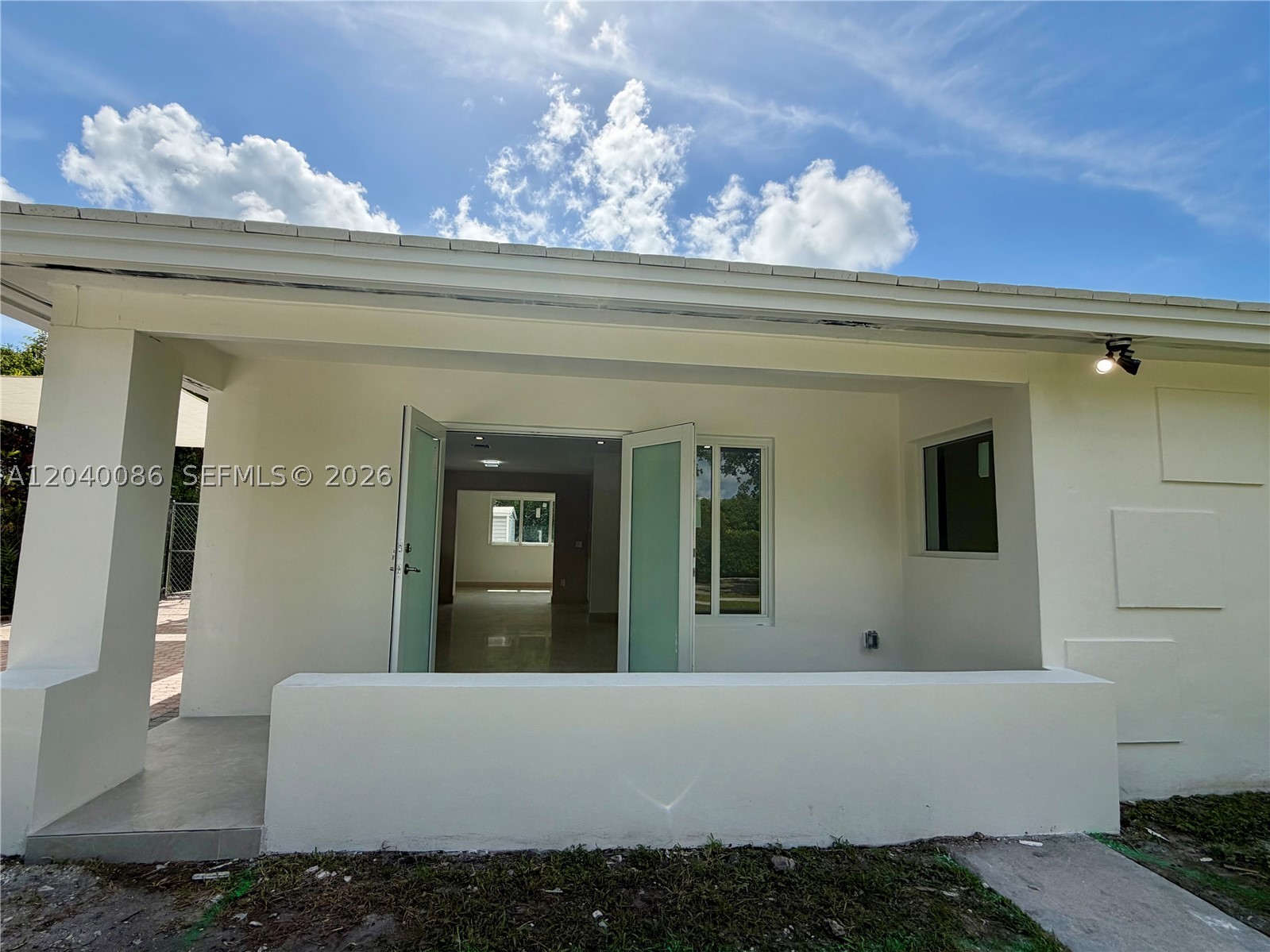 8235 SW 62nd Pl, Miami FL 33143