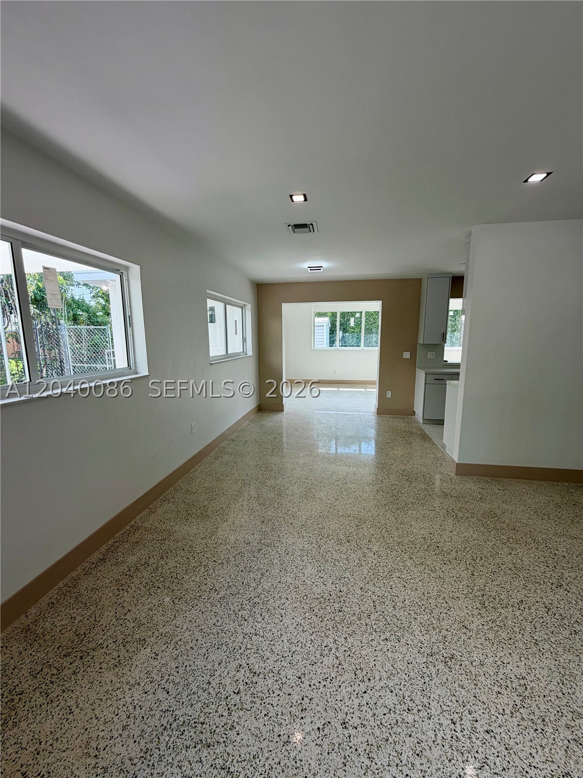 8235 SW 62nd Pl, Miami FL 33143