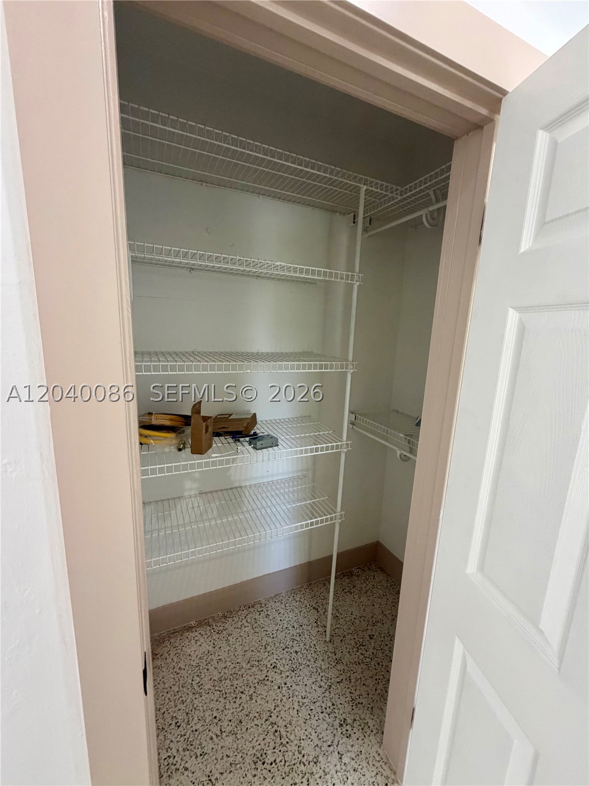 8235 SW 62nd Pl, Miami FL 33143
