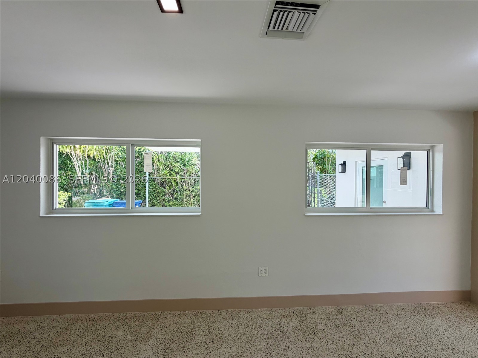 8235 SW 62nd Pl, Miami FL 33143