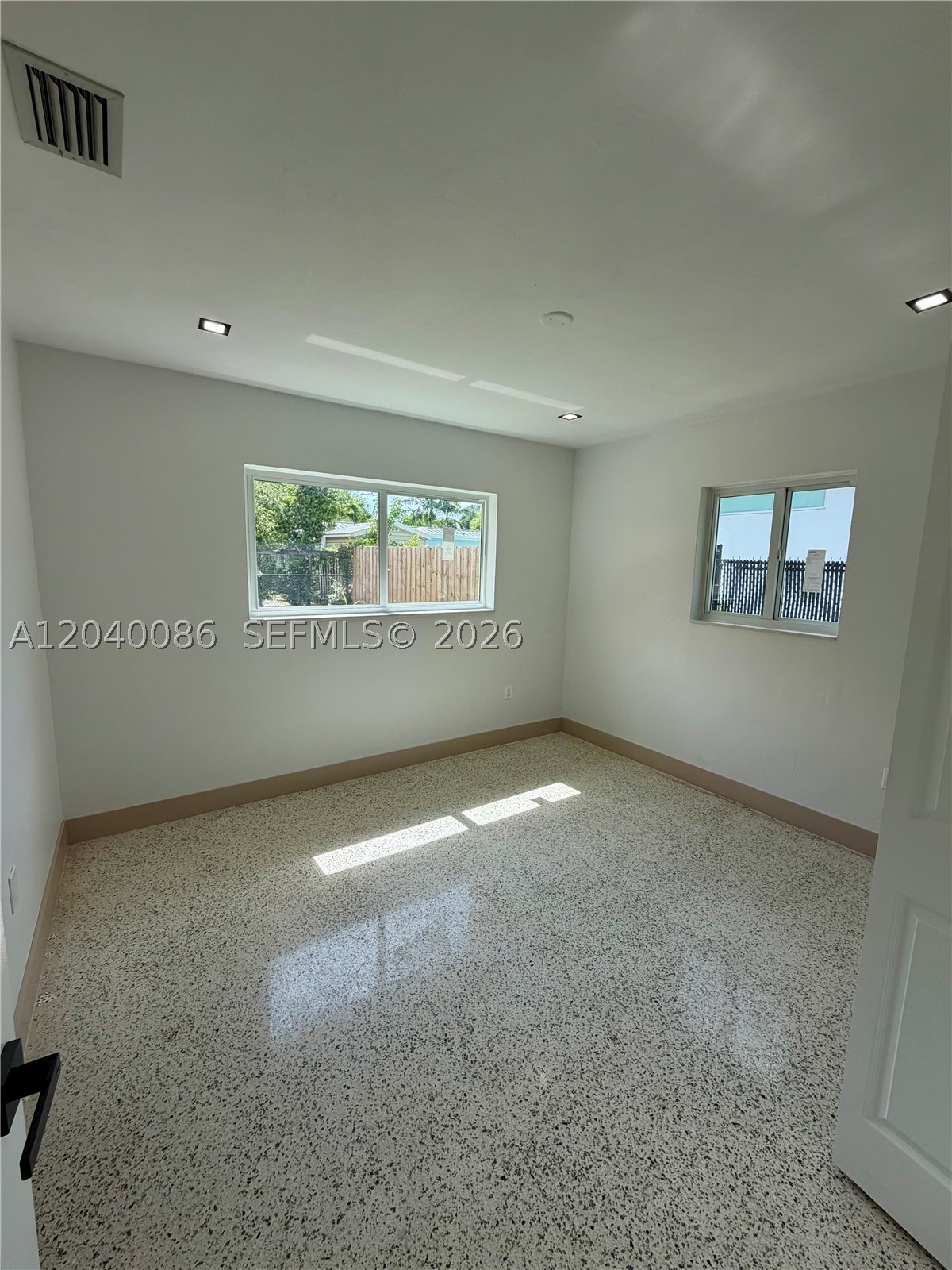 8235 SW 62nd Pl, Miami FL 33143