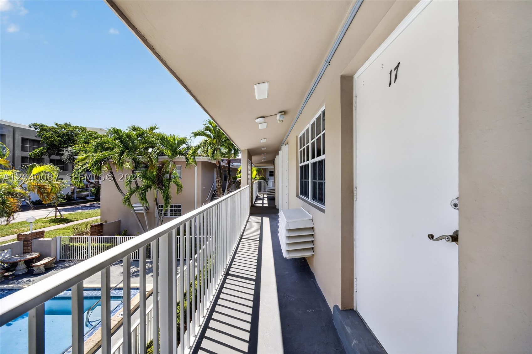 6565 Santona St #B17, Coral Gables FL 33146