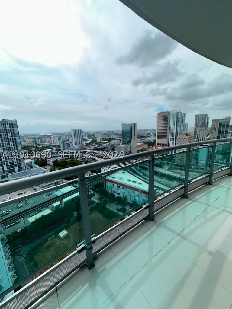 350 S Miami Ave #3115, Miami FL 33130