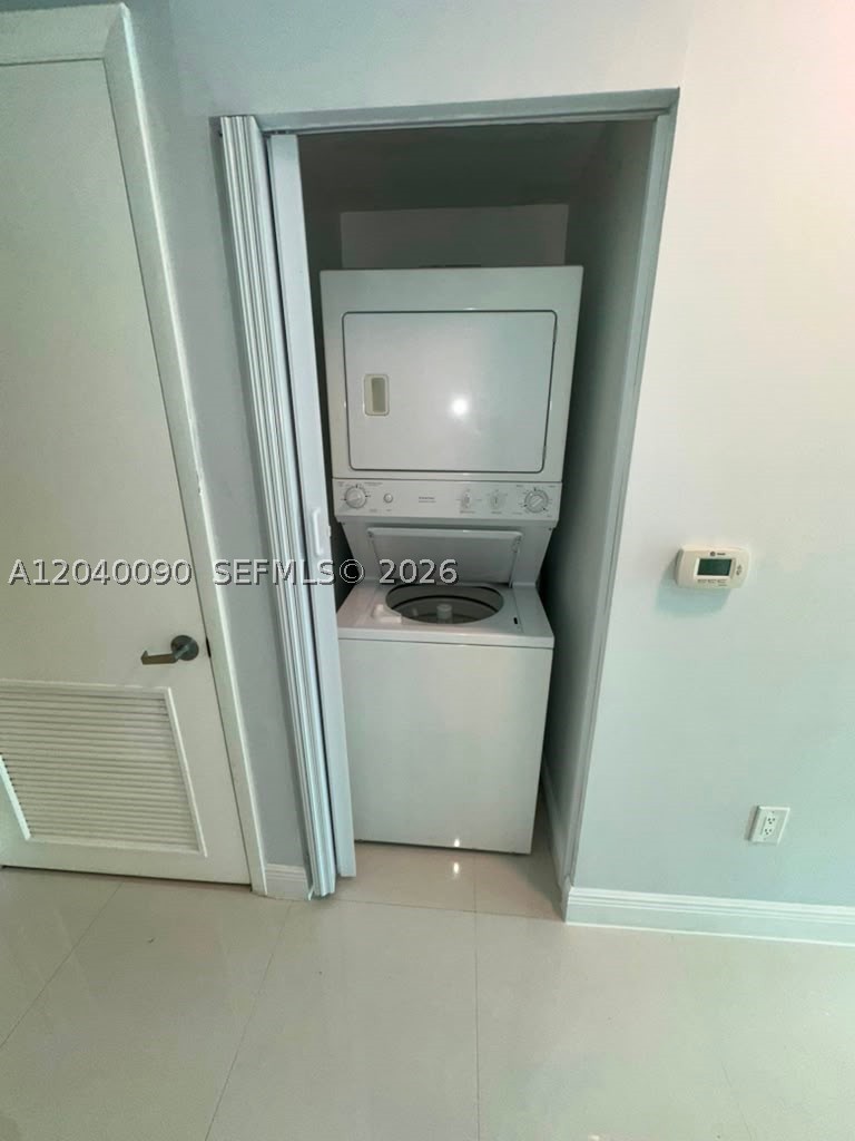 350 S Miami Ave #3115, Miami FL 33130