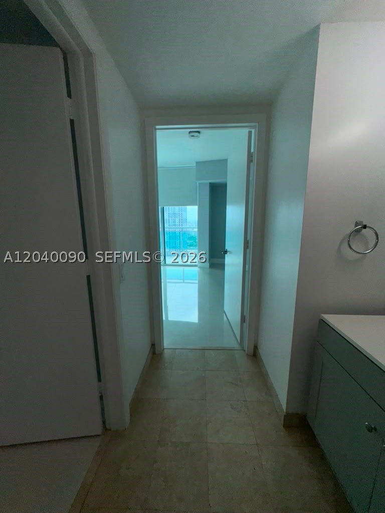 350 S Miami Ave #3115, Miami FL 33130