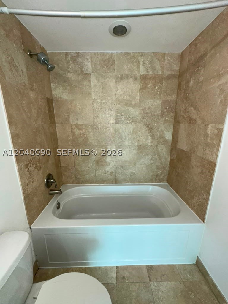 350 S Miami Ave #3115, Miami FL 33130