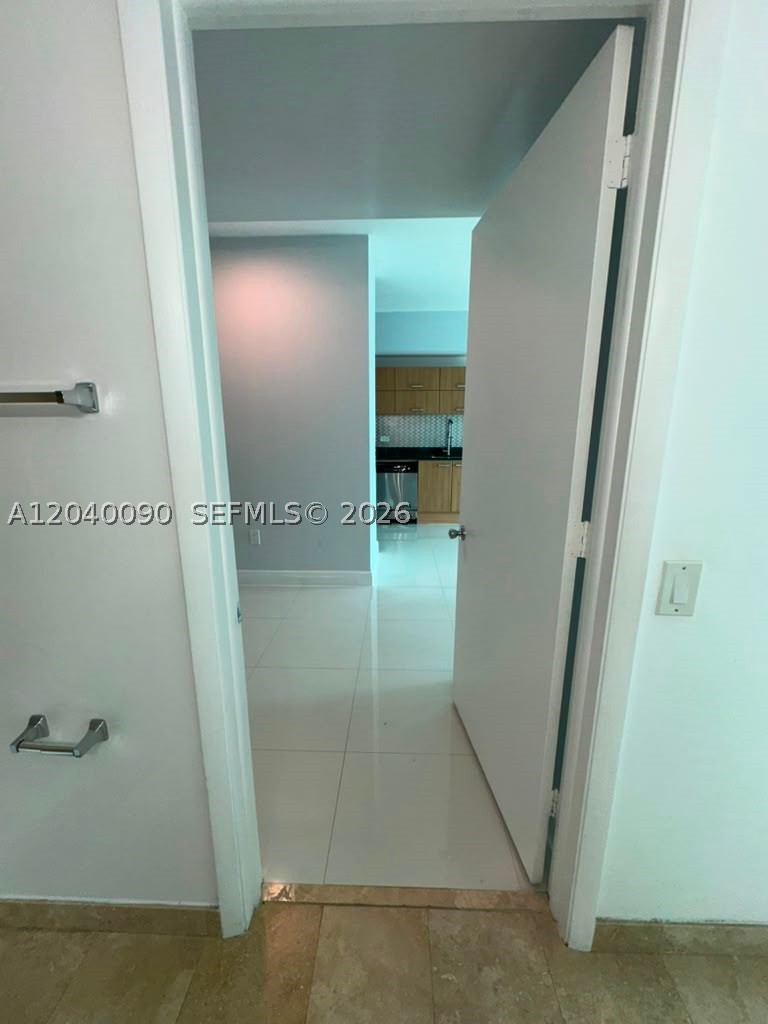 350 S Miami Ave #3115, Miami FL 33130