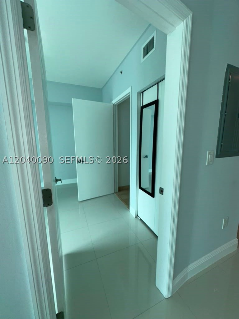 350 S Miami Ave #3115, Miami FL 33130