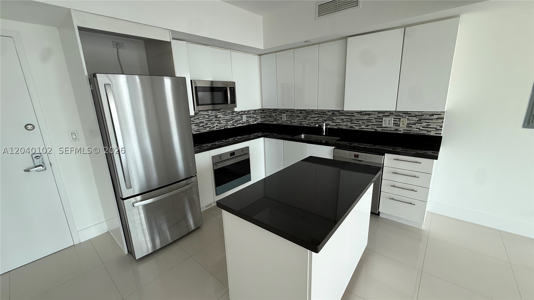 92 SW 3 Street #3311, Miami FL 33130