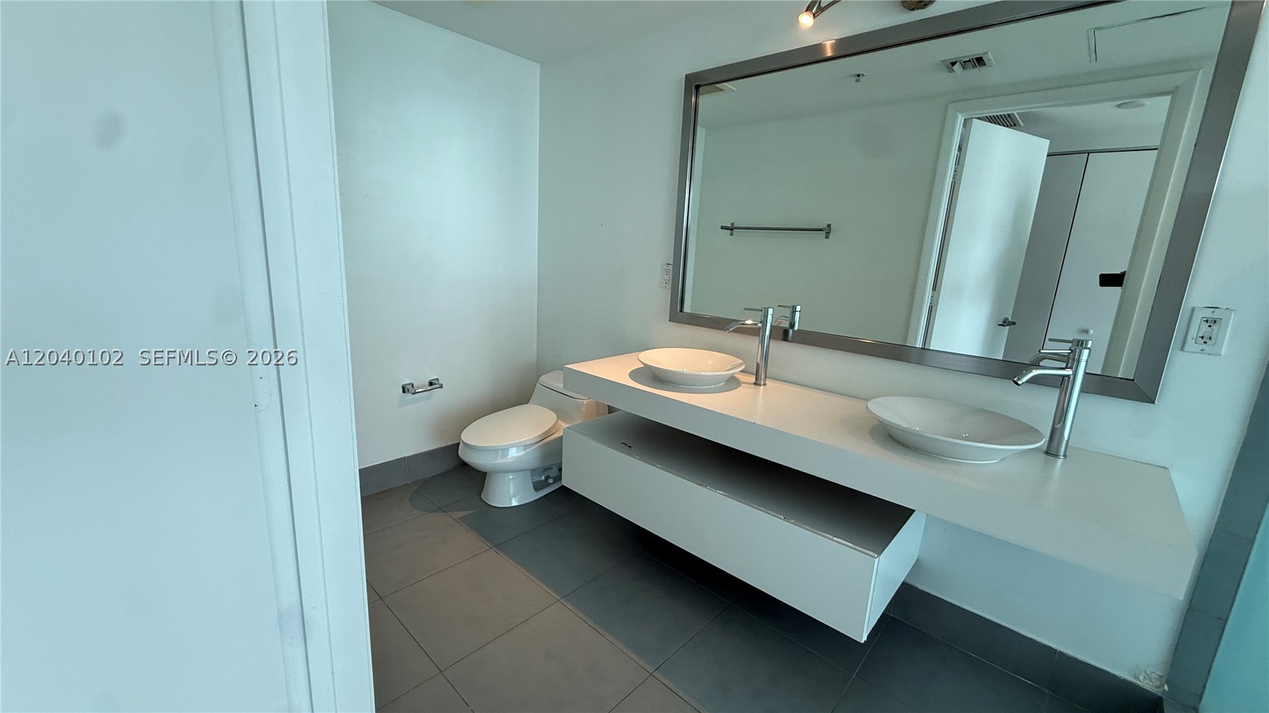 92 SW 3 Street #3311, Miami FL 33130