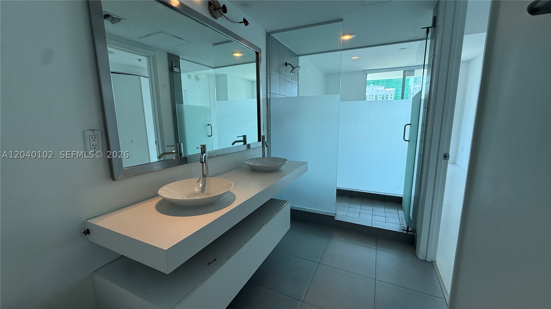 92 SW 3 Street #3311, Miami FL 33130