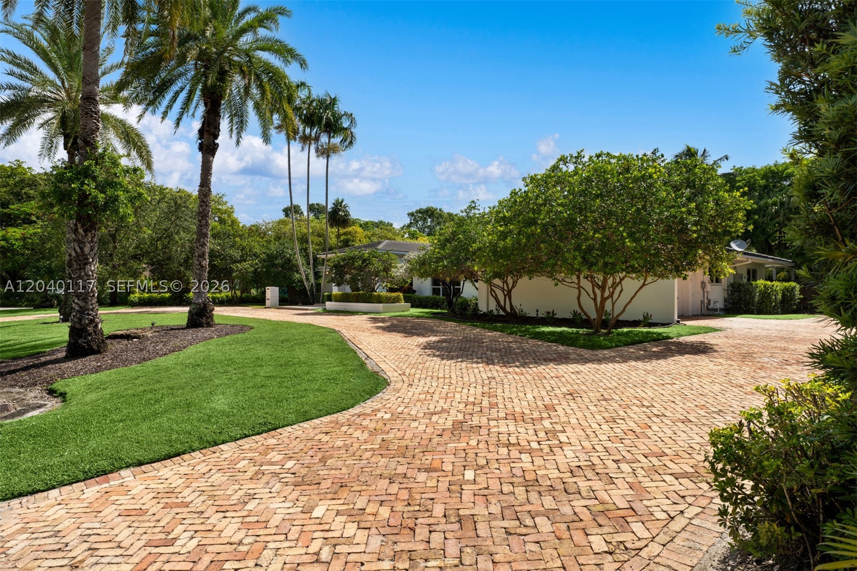 11721 Jacaranda Pl, Coral Gables FL 33156
