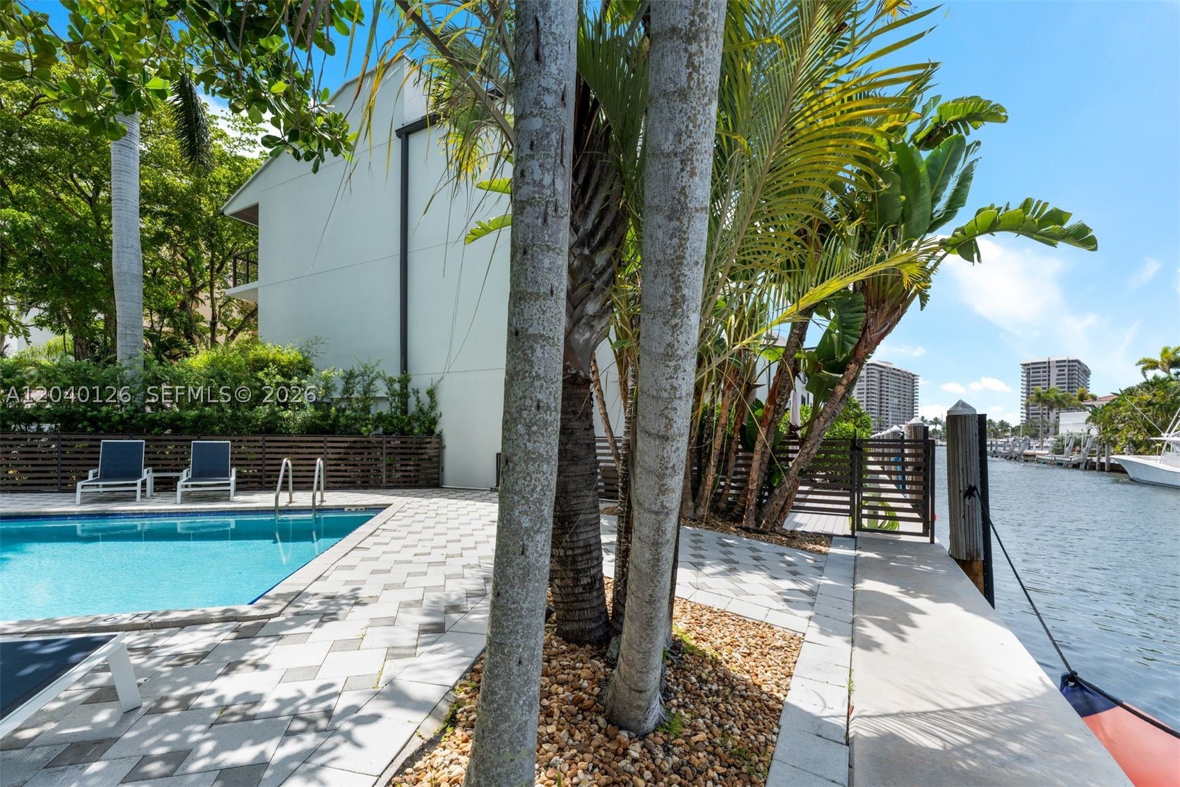 3560 W Fairview St, Miami FL 33133