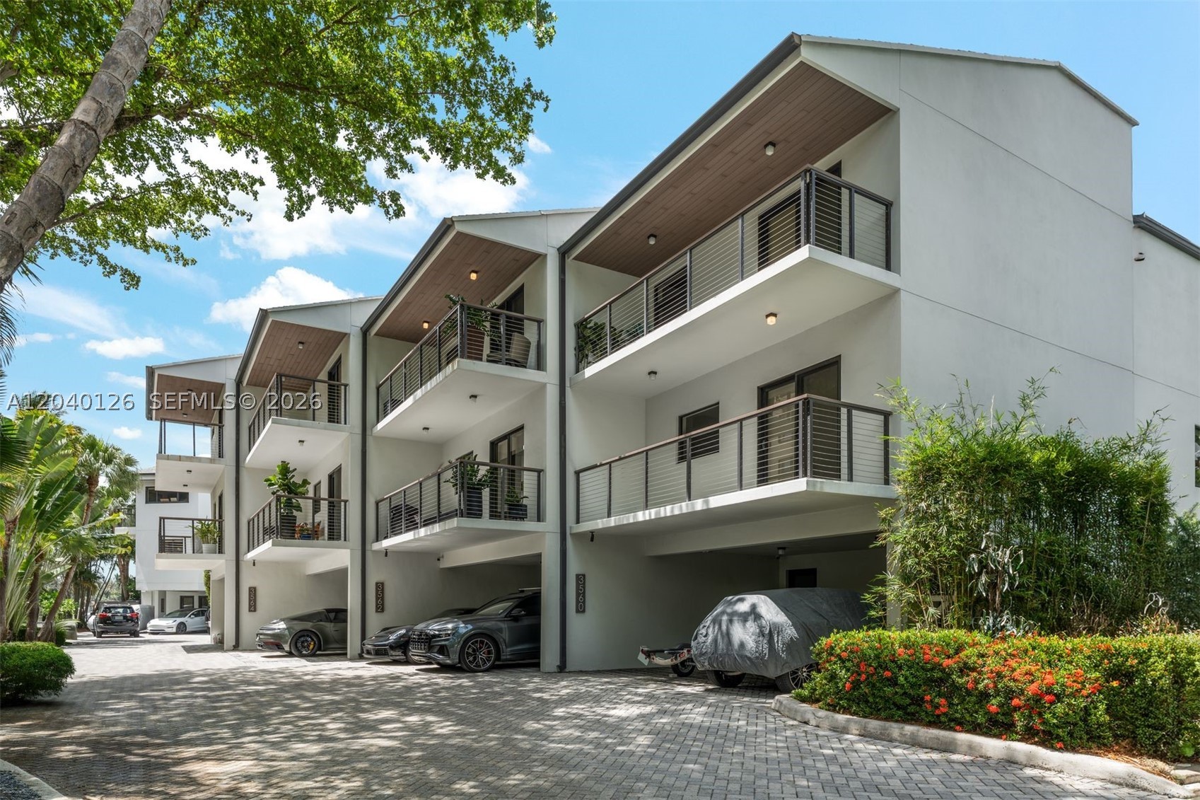 3560 W Fairview St, Miami FL 33133