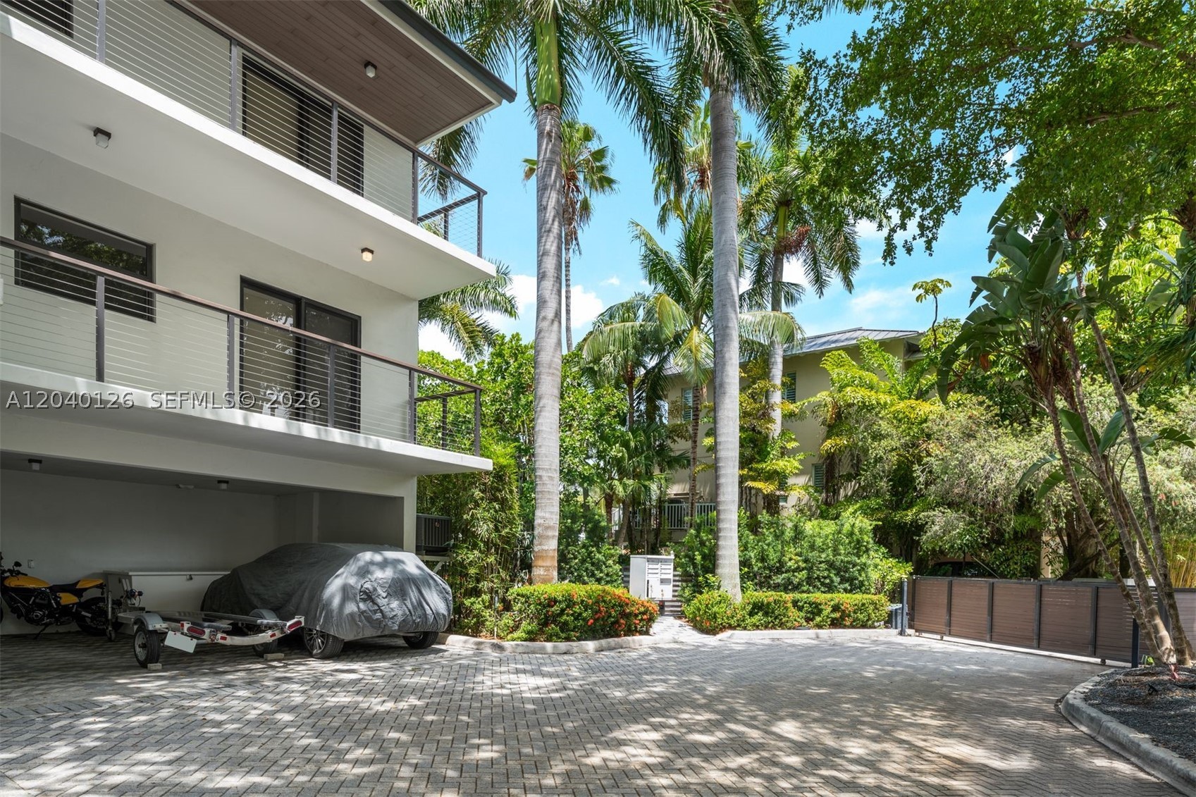 3560 W Fairview St, Miami FL 33133