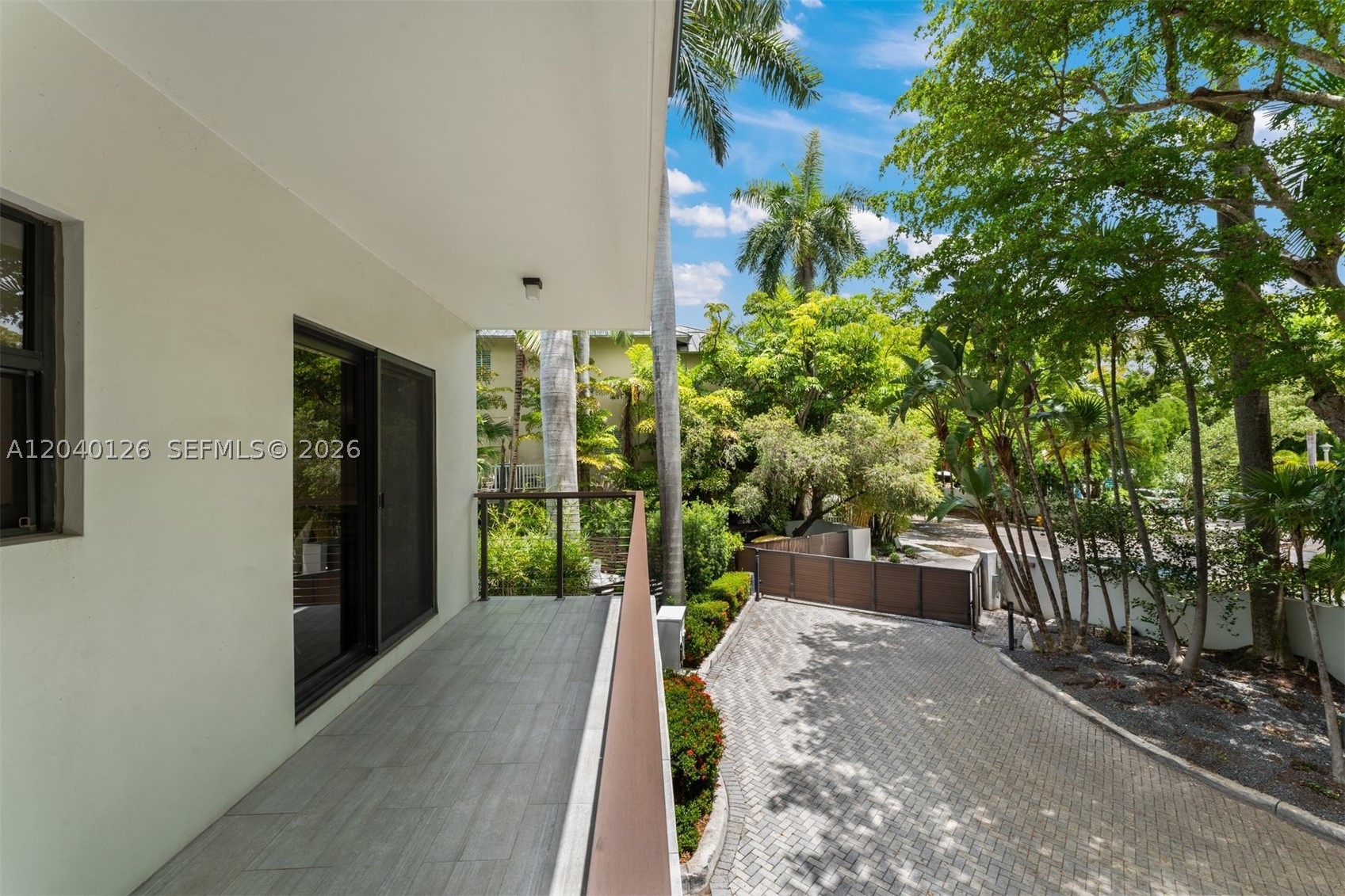 3560 W Fairview St, Miami FL 33133