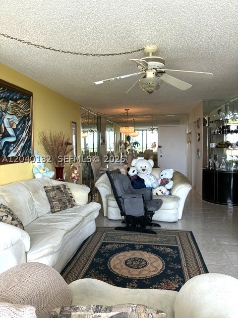2500 NE 135th St #C611, North Miami FL 33181
