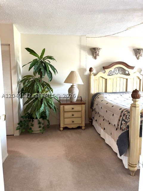 2500 NE 135th St #C611, North Miami FL 33181