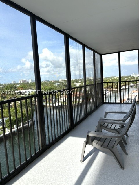 2500 NE 135th St #C611, North Miami FL 33181