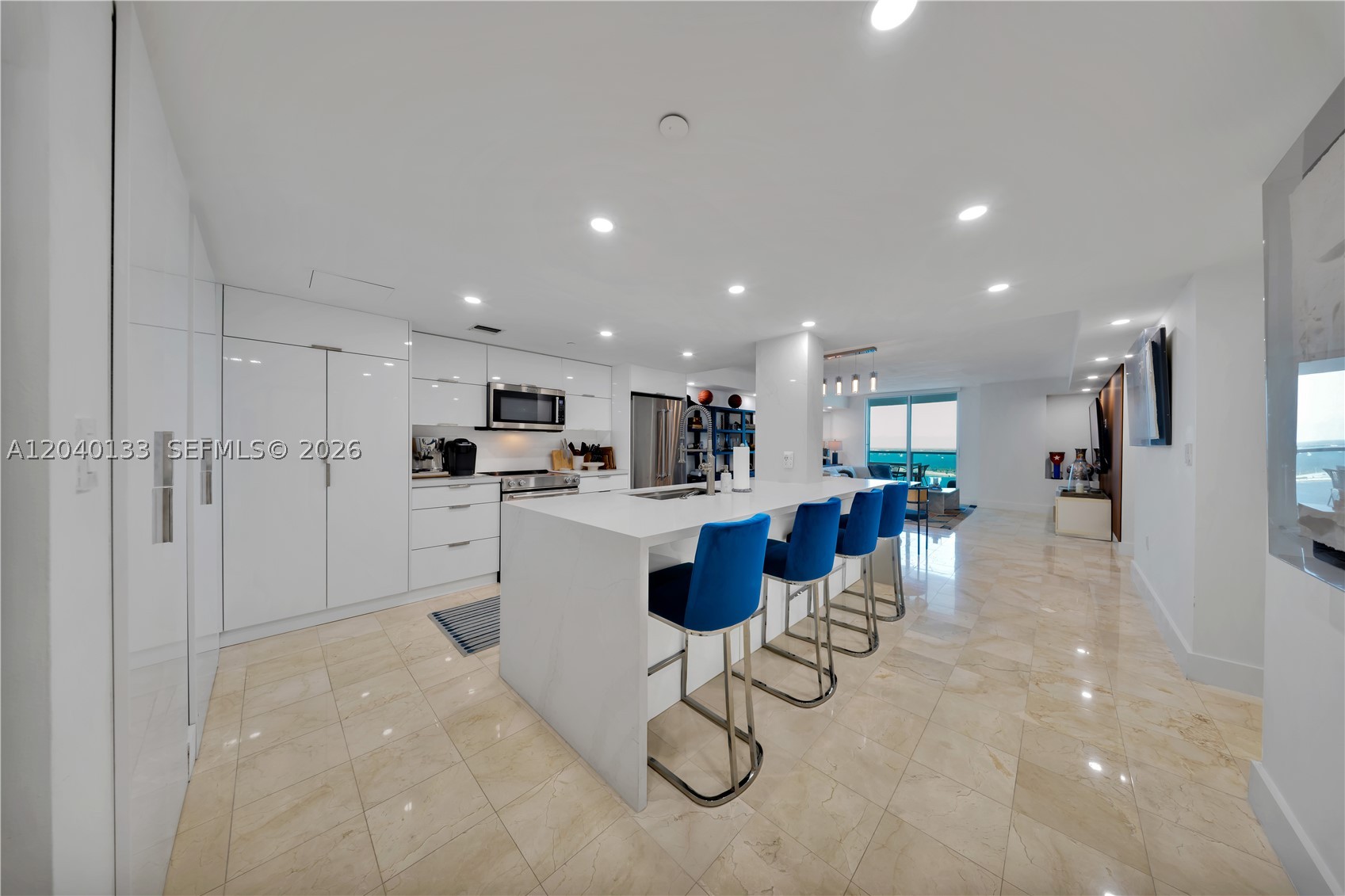 2101 Brickell Ave #1907, Miami FL 33129