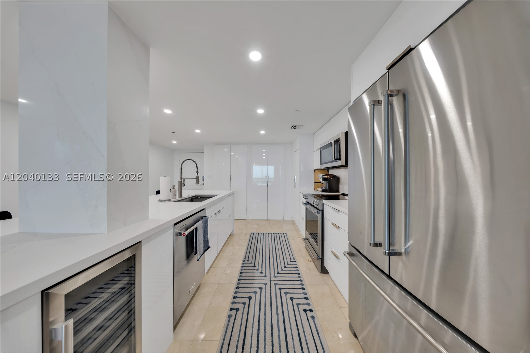 2101 Brickell Ave #1907, Miami FL 33129