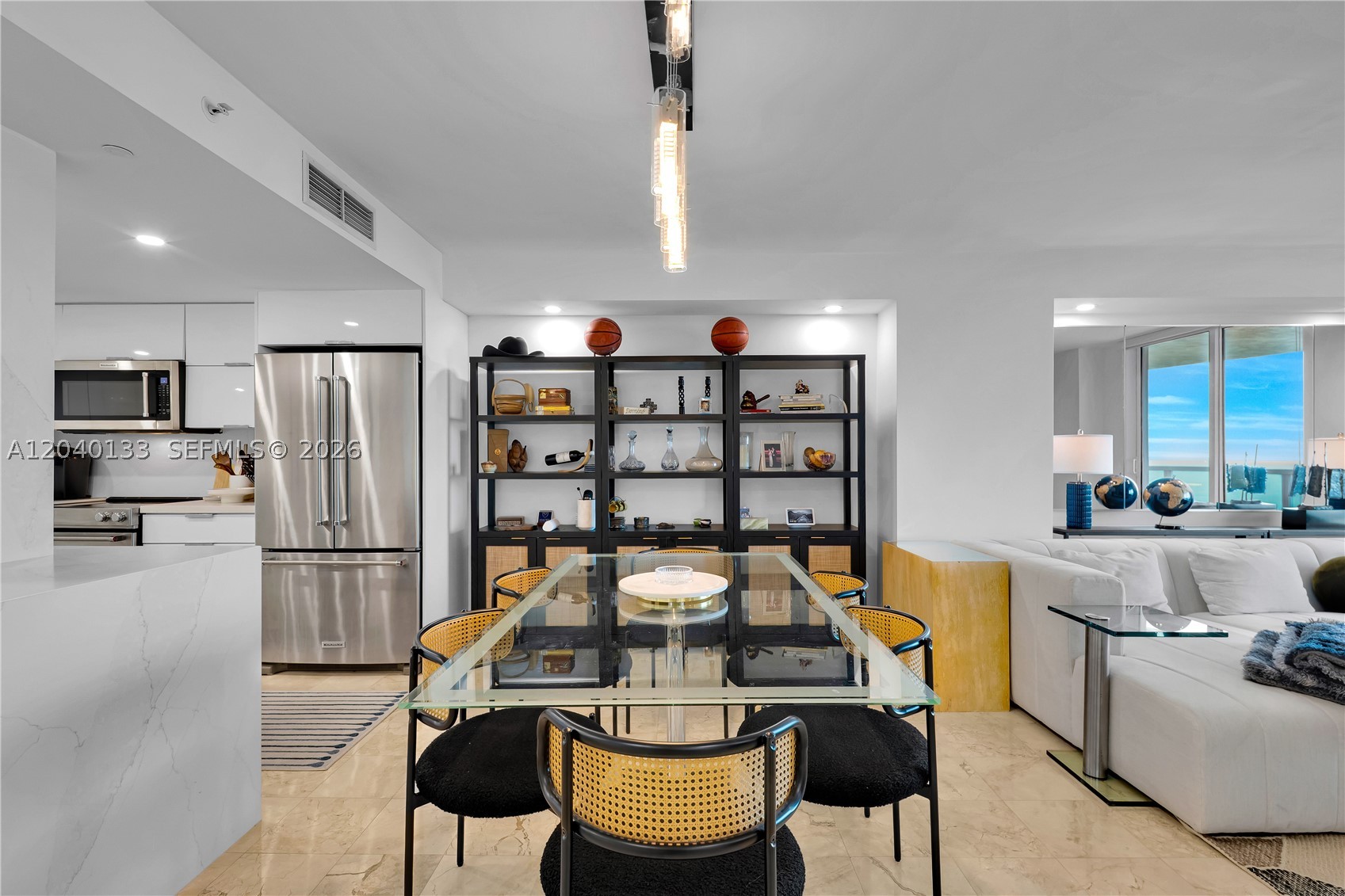 2101 Brickell Ave #1907, Miami FL 33129