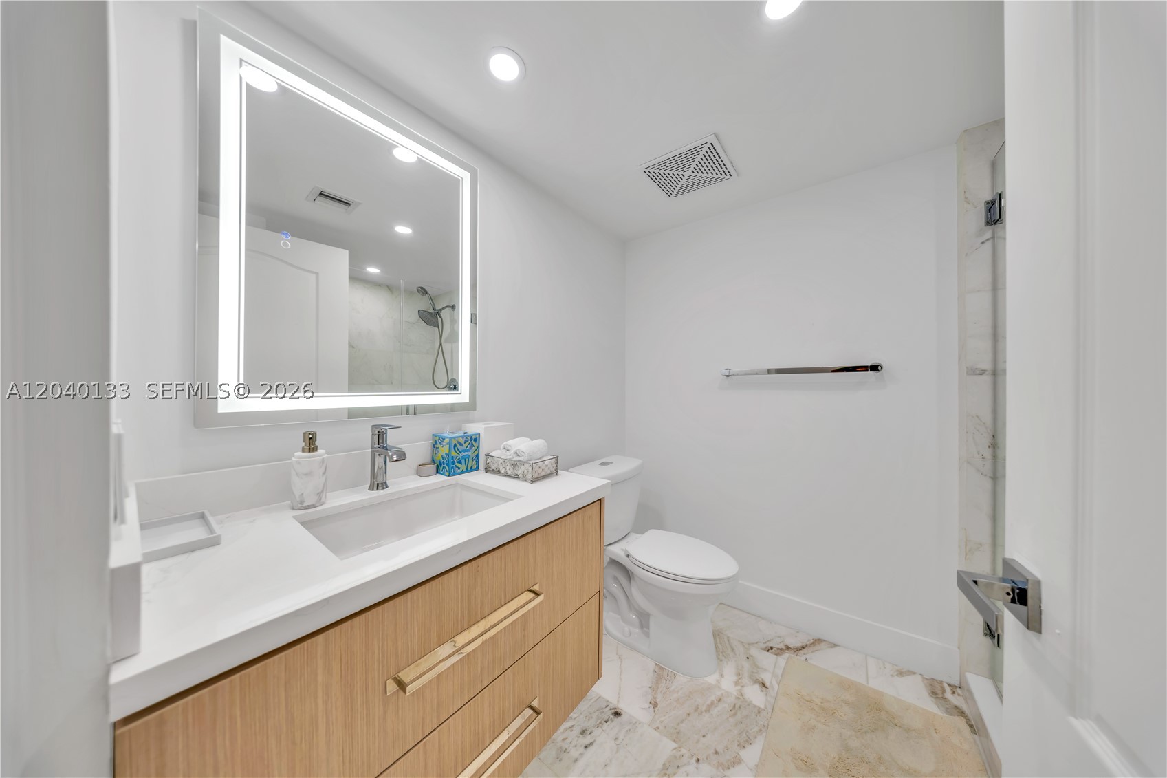2101 Brickell Ave #1907, Miami FL 33129