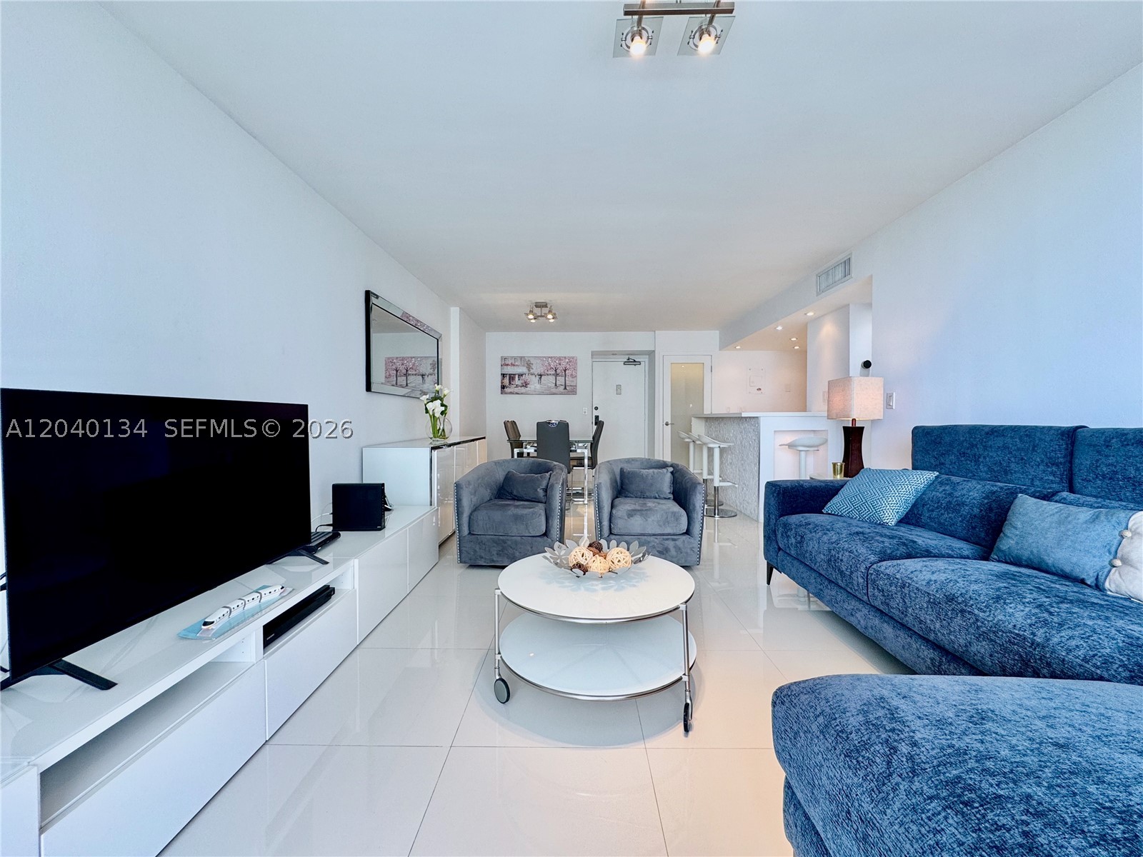200 SE 15th Rd #9I, Miami FL 33129