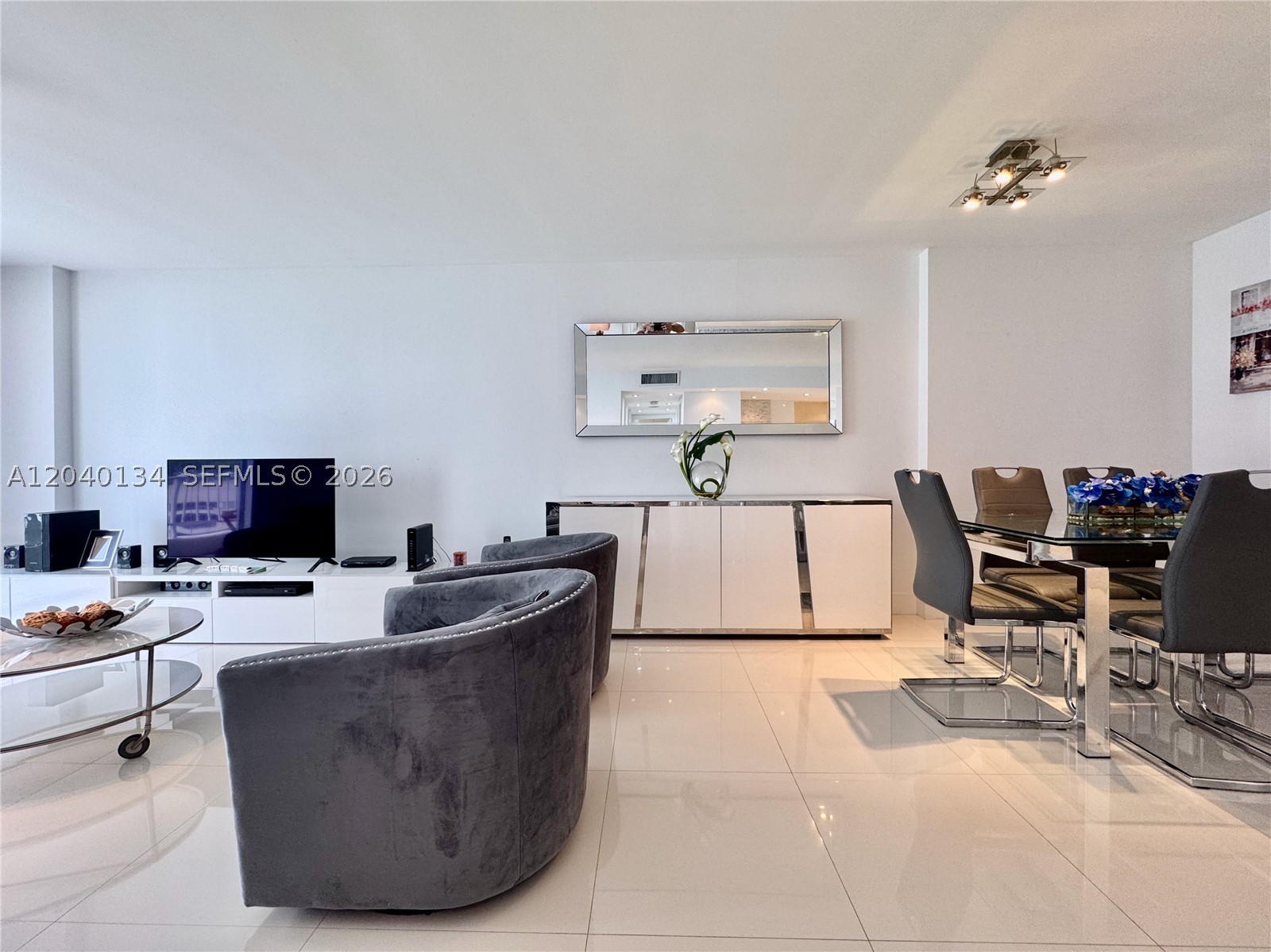 200 SE 15th Rd #9I, Miami FL 33129